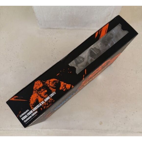 NIB Godzilla vs Kong 2021 - Kong - Event Exclusive Color Edition SOLD OUT!! - Picture 3 of 9